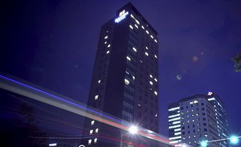 Hotel Front - Evening or Night